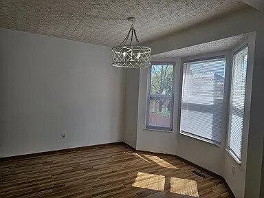 Building Photo - Beautiful and spacious 3 bedroom 2 full bath ranch in the highly desired Pickerington Schools dis...