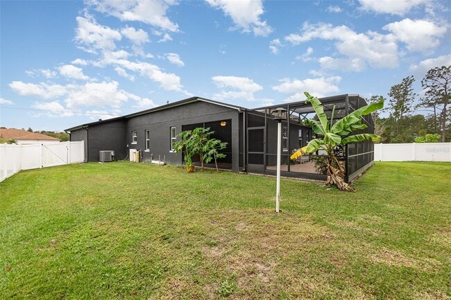 Building Photo - 520 Nogales Ct