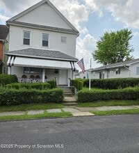Building Photo - 1445 Hawthorne St