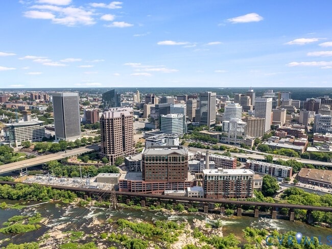 Building Photo - 1101 Haxall Point