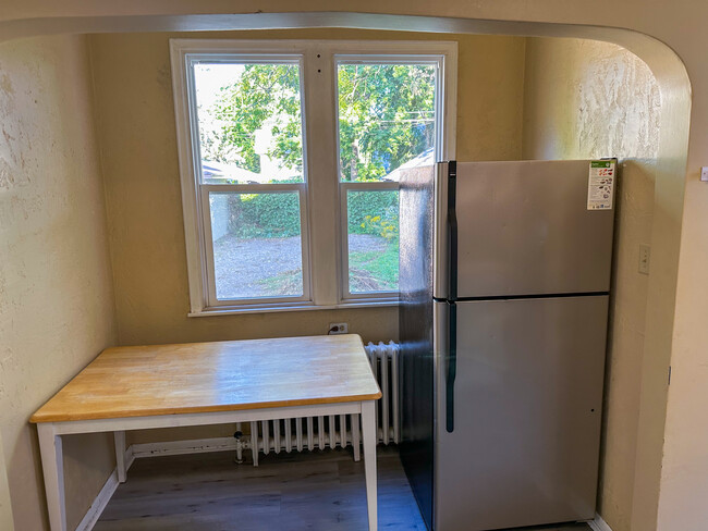 Large Kitchen with Two Fridges - 1075 14th ave se