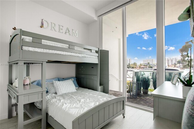 Building Photo - 400 Sunny Isles Blvd