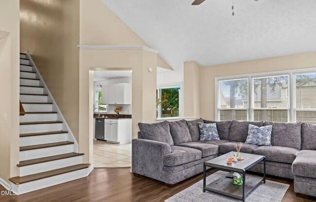 Building Photo - 1142 Blankshire Rd