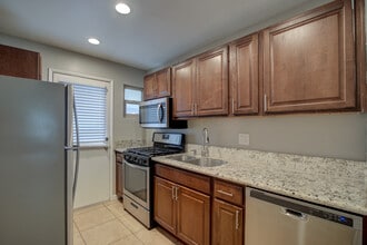 Building Photo - 3rd Ave