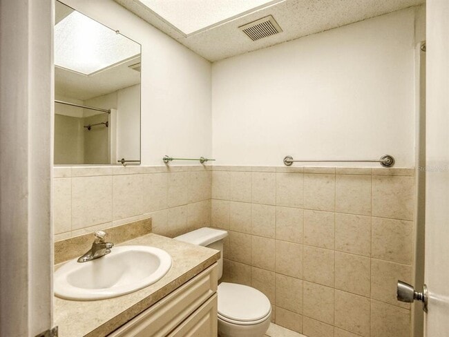 Building Photo - 4939 Floramar Terrace