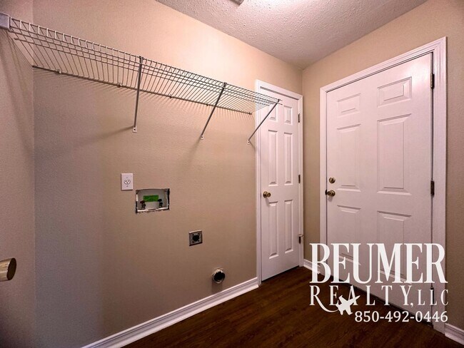 Building Photo - NEW LUXURY VINYL PLANK FLOORING AND PAINT ...