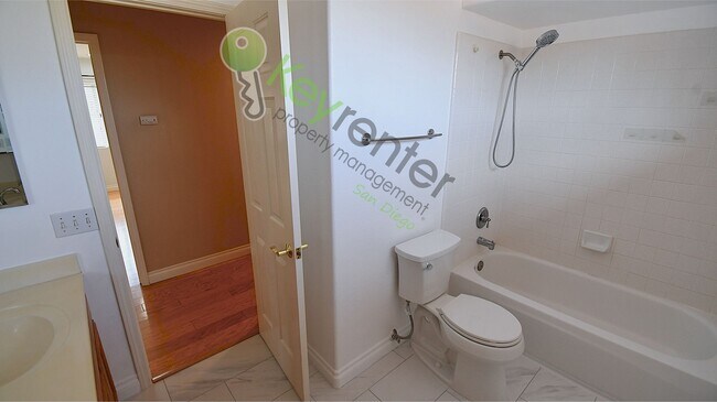 Building Photo - Oceanside |  Single Family Home |2–3 miles away from Hwy 78