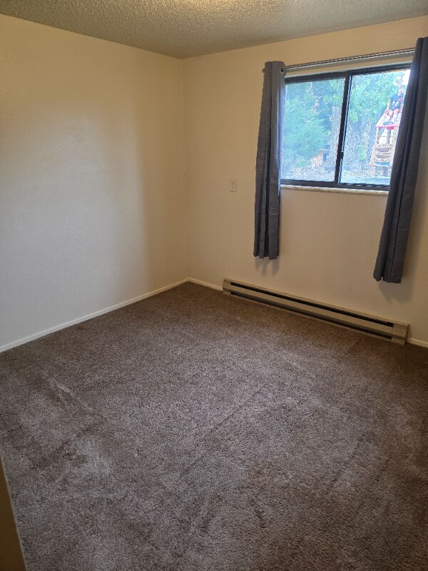 Building Photo - 840 Stone Mountain Ct