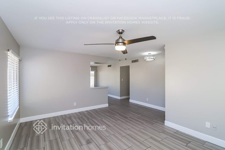 Building Photo - 8931 N 56th Dr