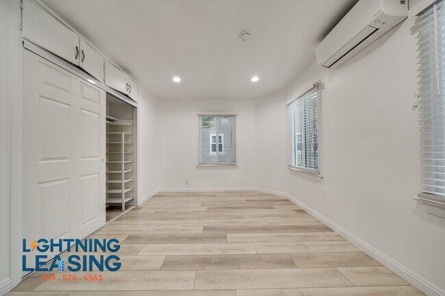 Building Photo - 1363 1/2 Hauser Blvd-1D