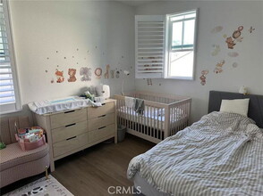 Building Photo - 26078 Meadow Dr