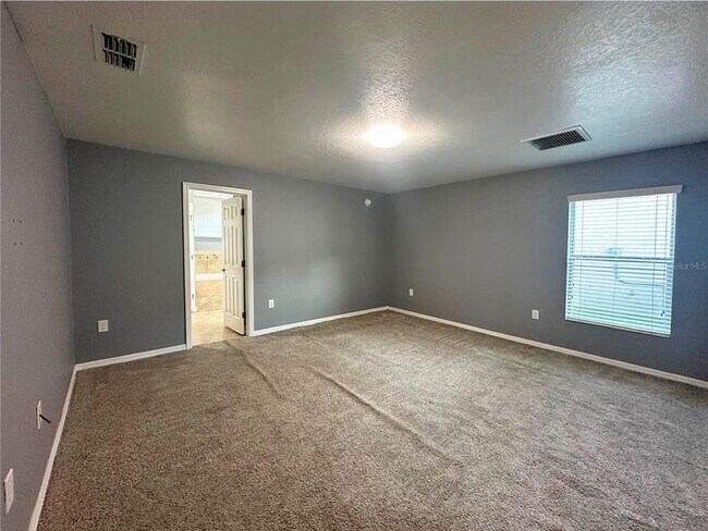 Building Photo - 3051 Golden Eagle Wy