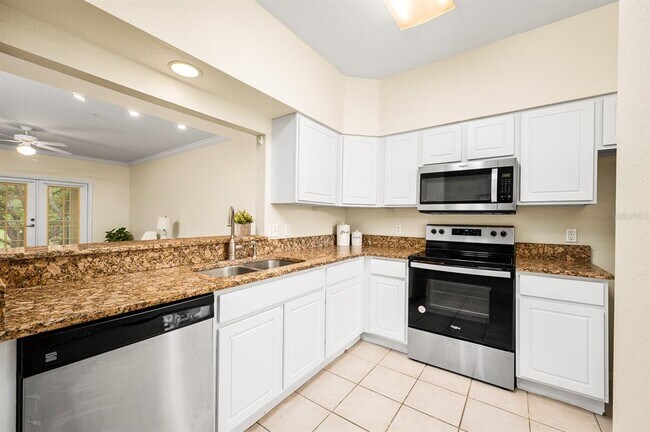 Building Photo - 5133 SW 91 Ct
