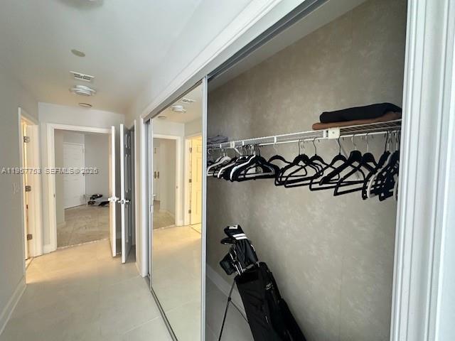 Building Photo - 3900 Island Blvd