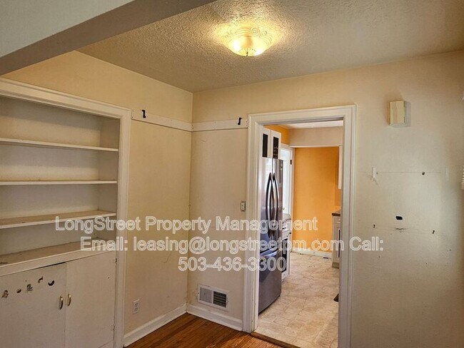 Building Photo - 7036 N Concord Ave