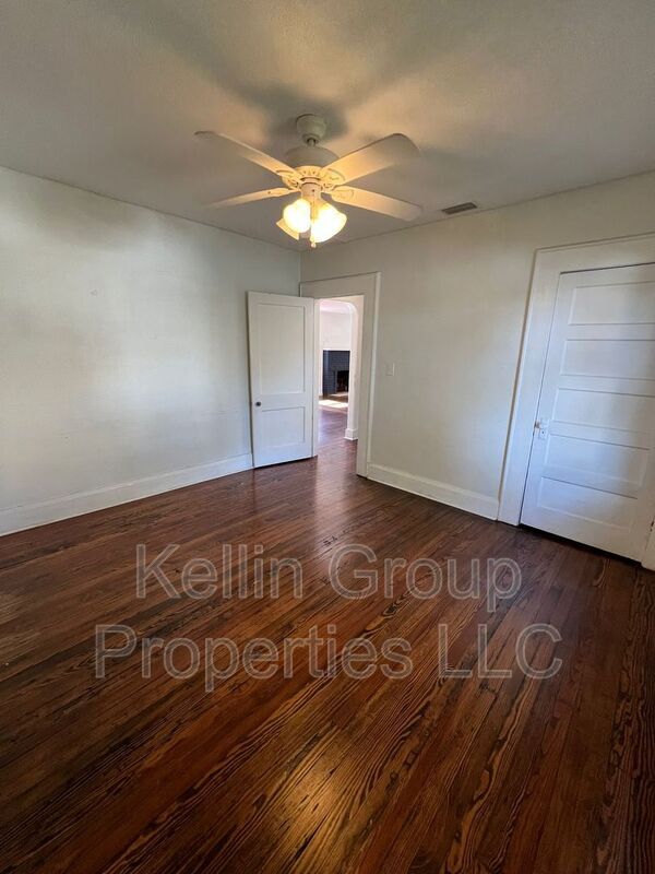 Building Photo - 129 Tuscarora St