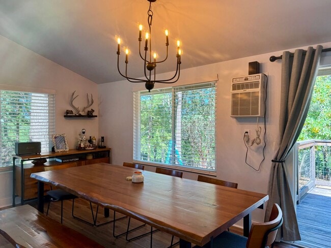 Building Photo - 4425 Sierra Springs Dr