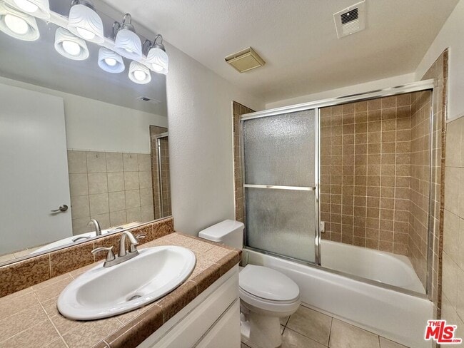 Building Photo - 31 Eastern Ave