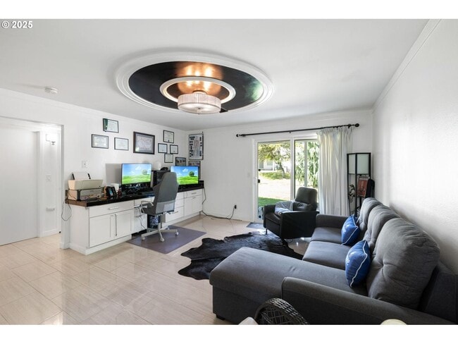 Building Photo - Bright and Open 1,638 SqFt Home Featuring Fireplace, Updated Kitchen & Scenic Outdoor Views ***Wa...