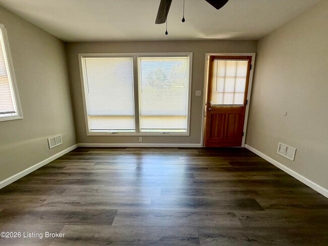 Building Photo - 5303 Hosta Ln