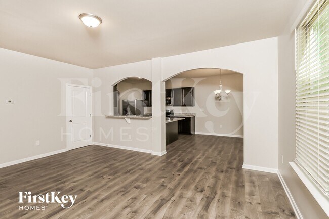 Building Photo - 201 Southwind Cir