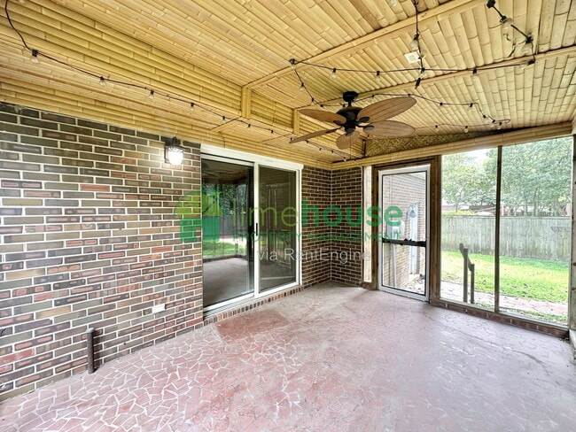 Building Photo - 417 Lynn Shores Dr