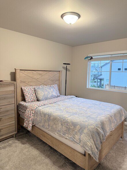 Building Photo - 7929 39th Pl NE