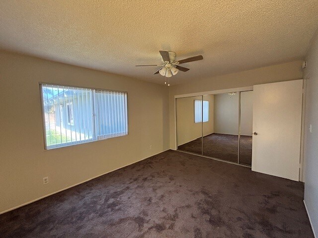 Building Photo - 5502 Fernhill Cir