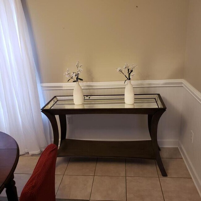 Building Photo - The Woodlands Subdivision/ Level Plains .... COMPLETELY FURNISHED WITH POOL!!!