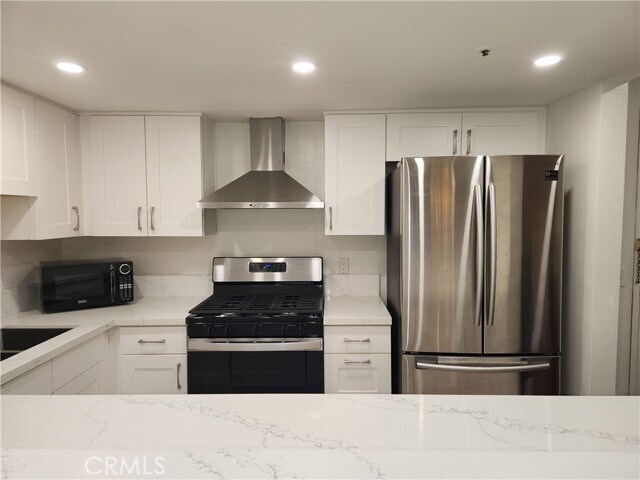 Building Photo - 413 Hawthorne St