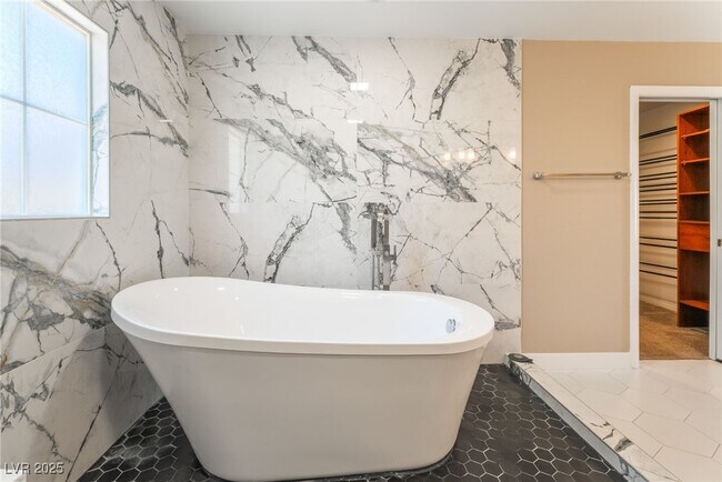 Building Photo - 4012 Rubicon Peak Ct