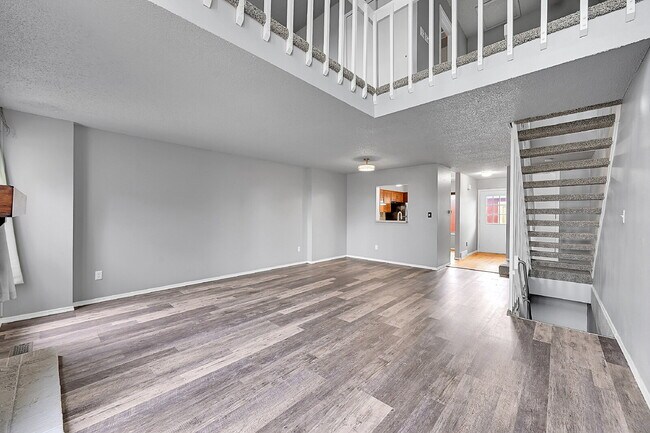 Building Photo - $1,995 - 3 Bed, 2.5 Bath Townhome in Color...