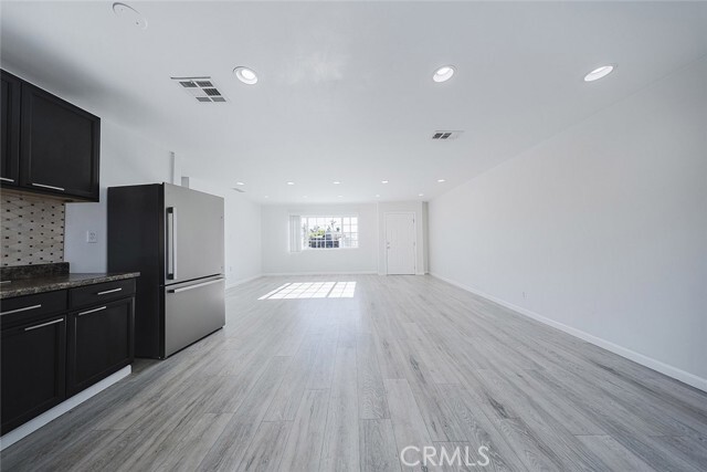 Building Photo - 10501 Cantara St