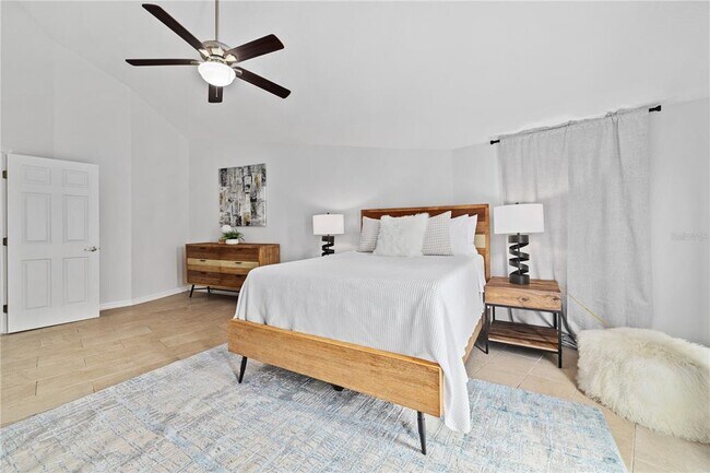 Building Photo - 9415 Citrus Glen Pl