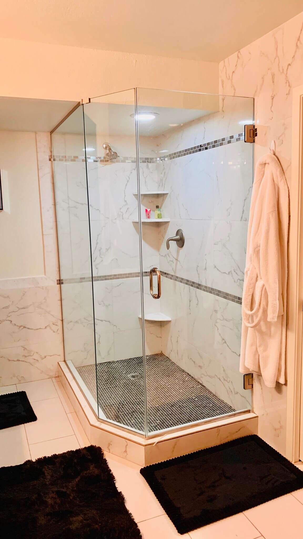 Building Photo - 2828 N 61st Pl