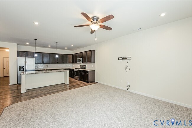 Building Photo - 18353 Palisades Ct