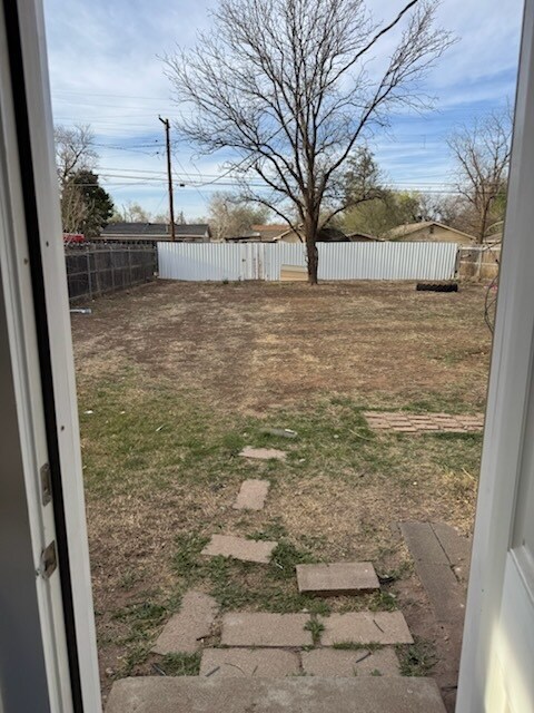 Building Photo - 2108 27th St