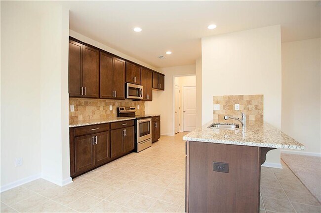 Building Photo - 4355 Almanor Cir