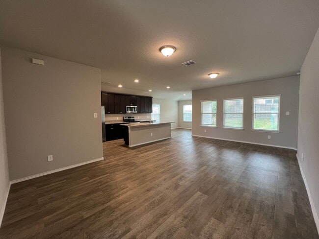 Building Photo - Beautiful 3x2 Rental Home in NBTX!