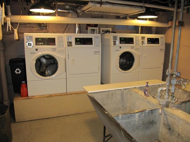 Building Photo - 1220 Marion, Apartment #34