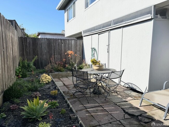 Building Photo - 413 Huntington Ave