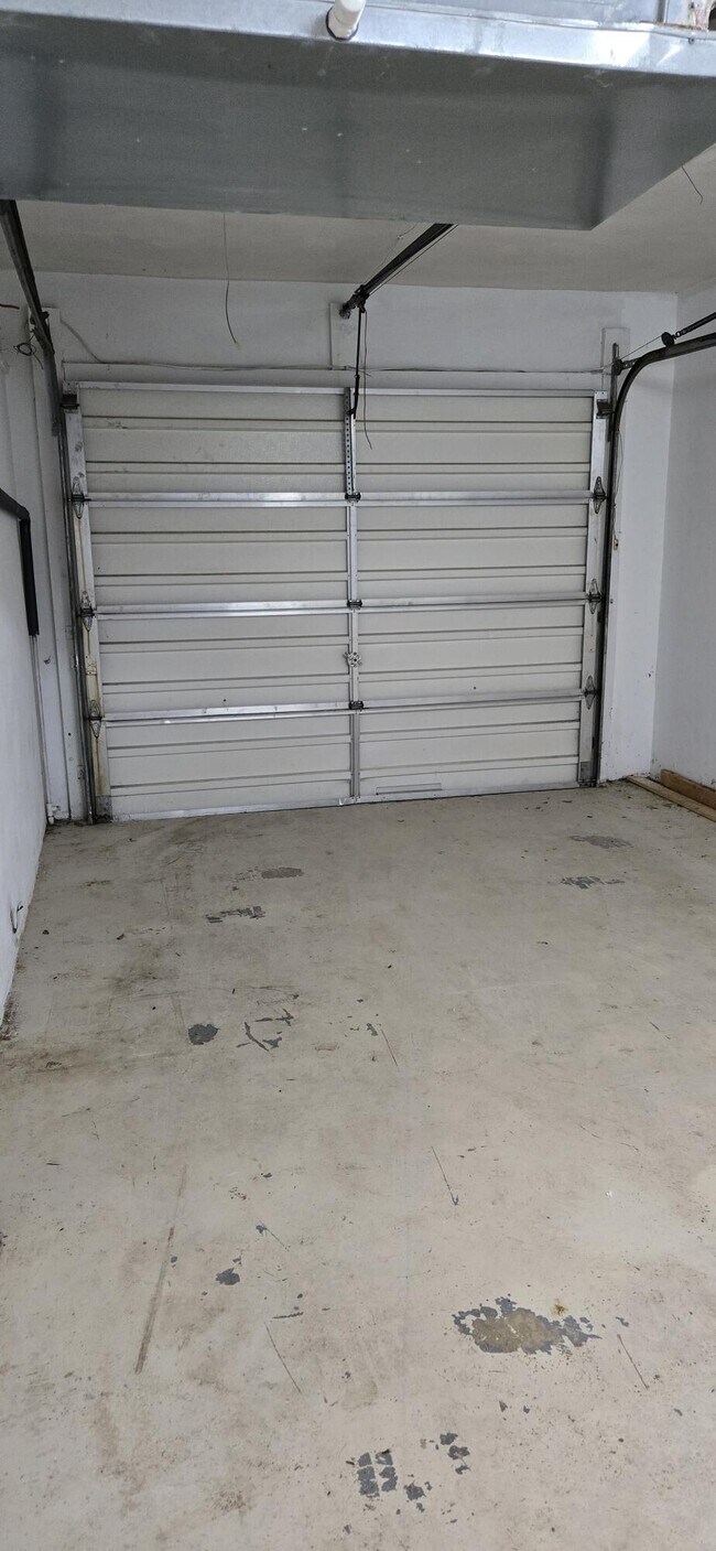 Building Photo - 114 Leisureville Blvd