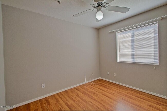 Building Photo - 9649 E Friess Dr