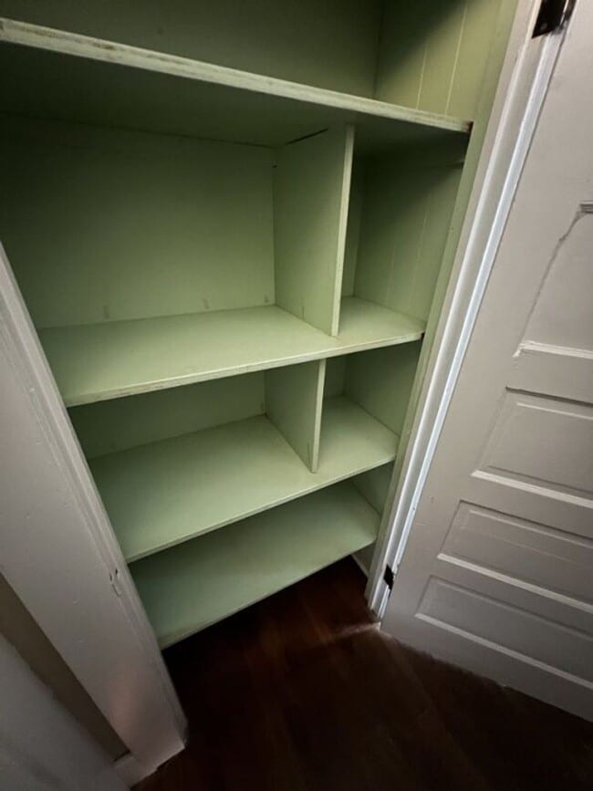 Building Photo - Spacious 5-Bedroom Home in Prime Zachary Location