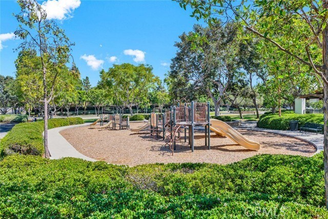 Building Photo - 24 Pheasant Creek