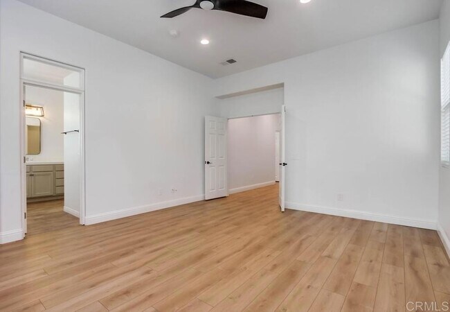 Building Photo - 774 Glenhart Pl