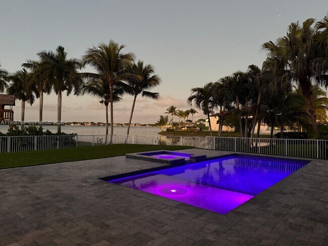 Building Photo - 5455 SW 191st Terrace