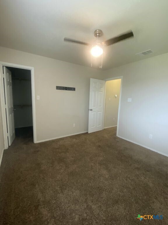 Building Photo - 4808 Green Meadow St