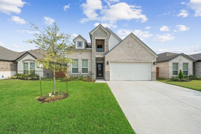 Building Photo - 13015 Braelich Loch Dr