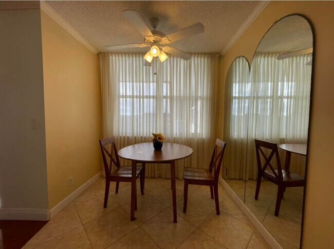 Building Photo - 2809 Florida Blvd